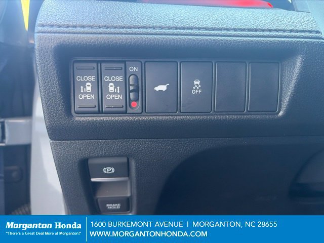 Used 2025 Honda Odyssey Sport-L image 16