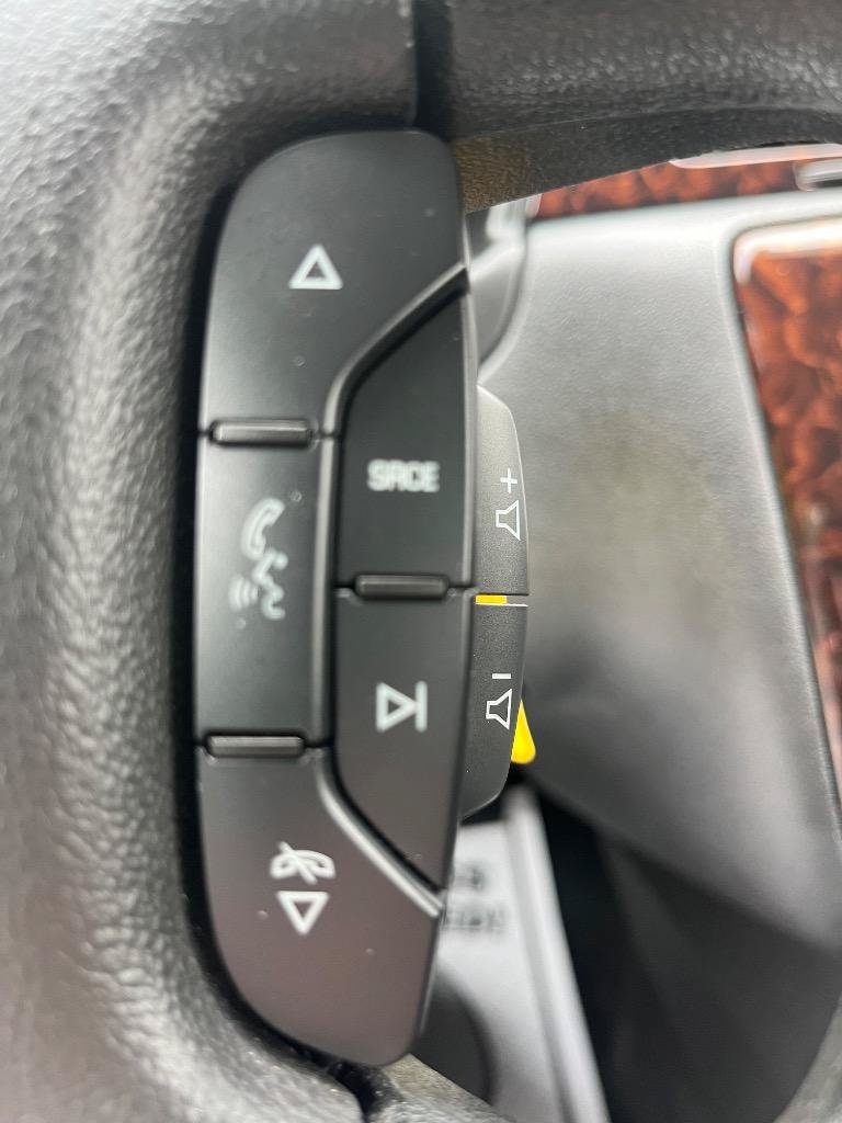 Used 2016 Chevrolet Impala LTZ FWD image 43