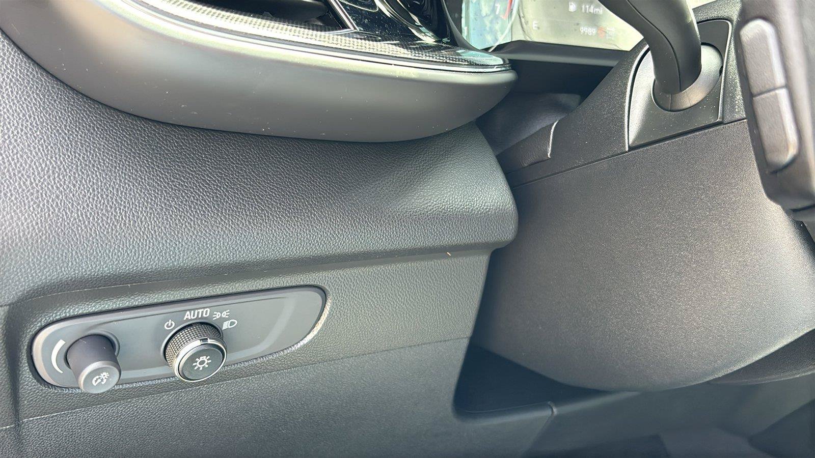Certified 2023 Buick Envision Preferred AWD/4WD image 27
