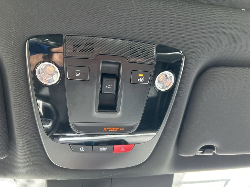 Used 2023 Kia K5 GT-Line image 11