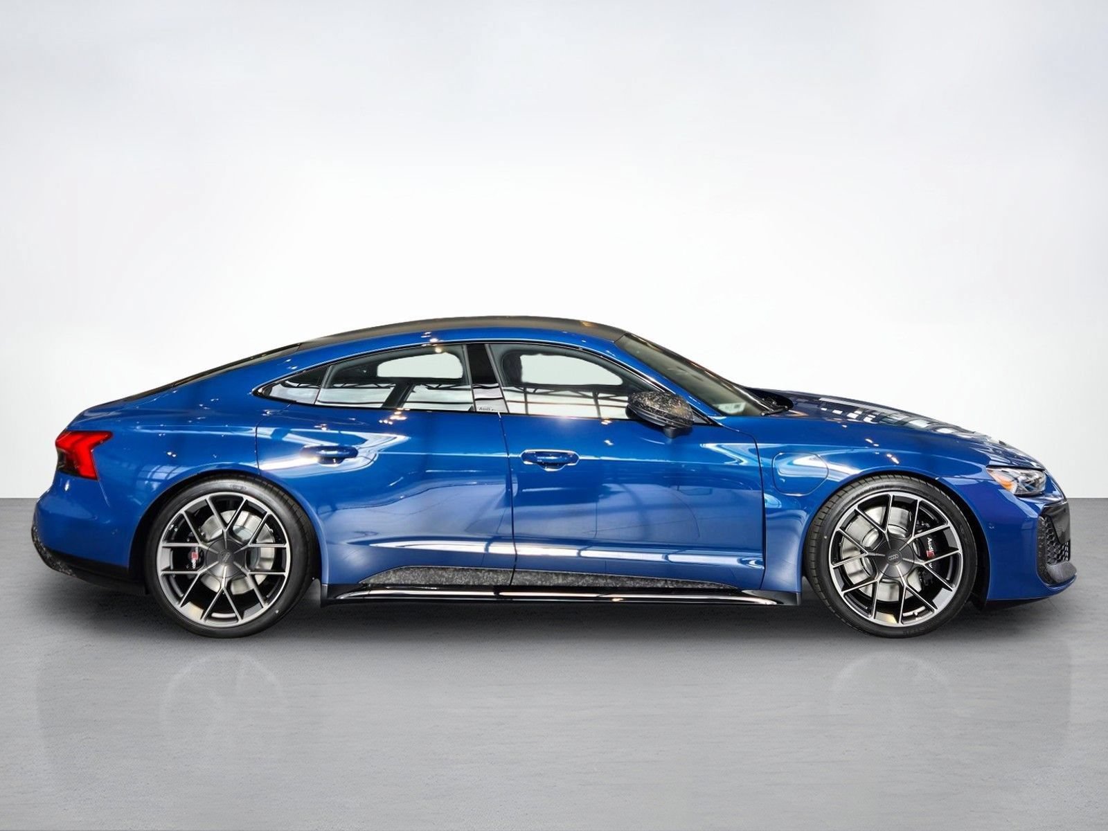 New 2026 Audi RS e-tron GT performance AWD/4WD image 9