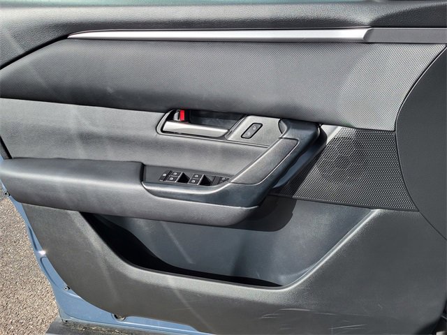 Used 2024 MAZDA CX-50 AWD 2.5 S w/ Preferred Package image 3