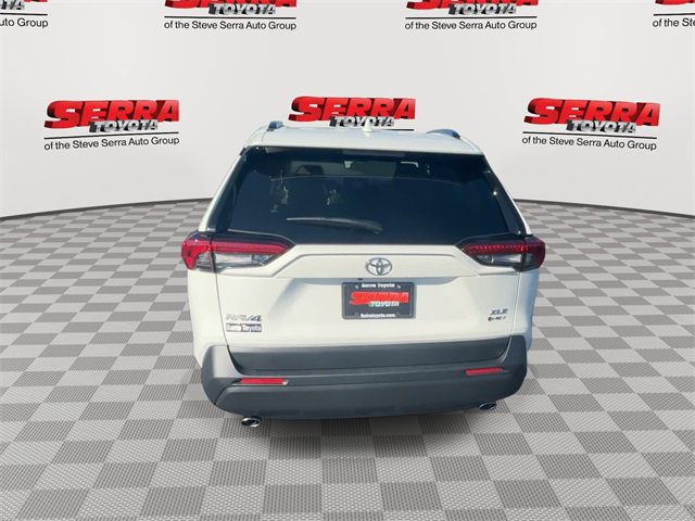 Used 2025 Toyota RAV4 XLE w/ Convenience Package image 8