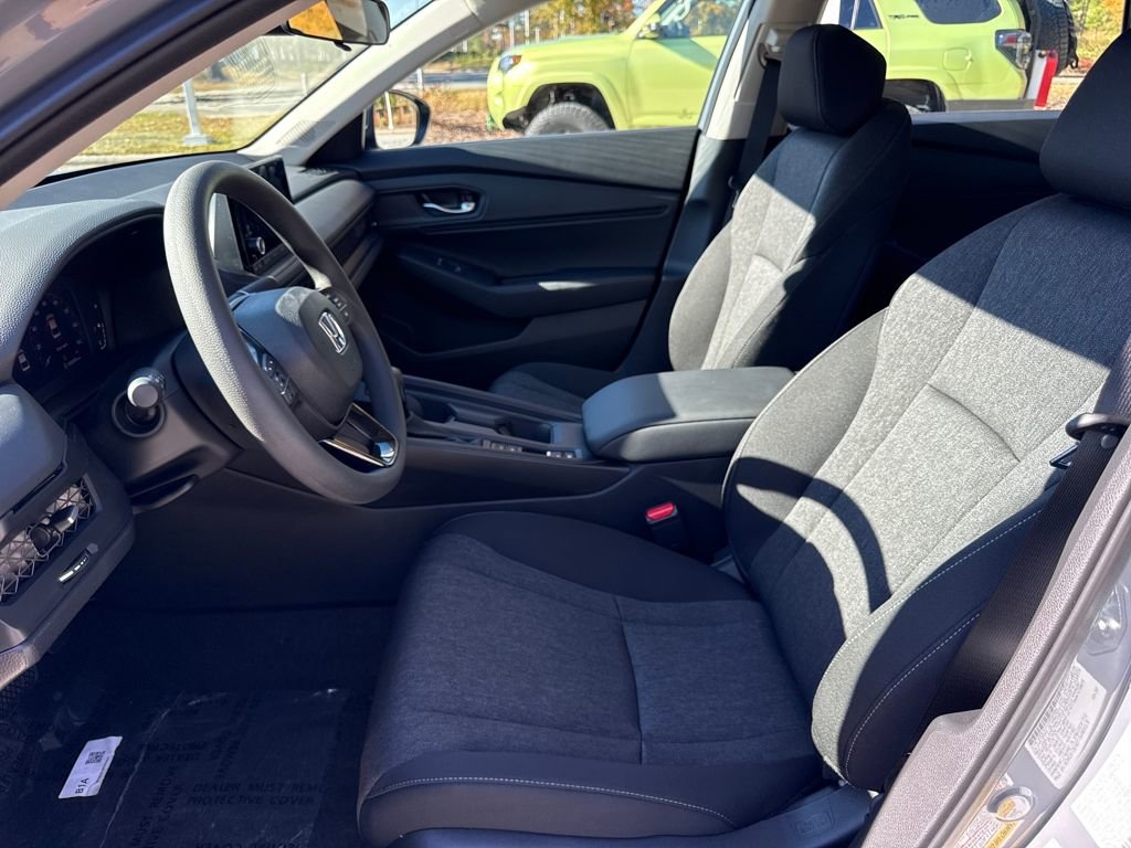 New 2025 Honda Accord SE image 11