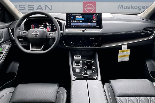 New 2026 Nissan Rogue Platinum w/ Tech Package AWD/4WD image 9