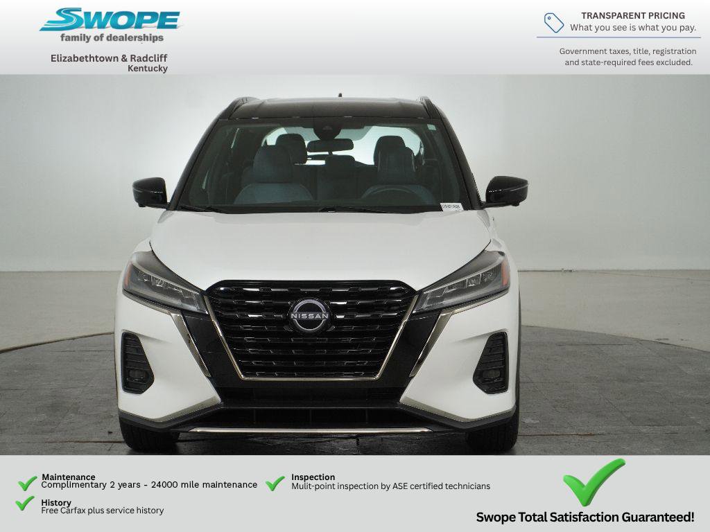 Used 2023 Nissan Kicks SR w/ SR Premium Package FWD image 9