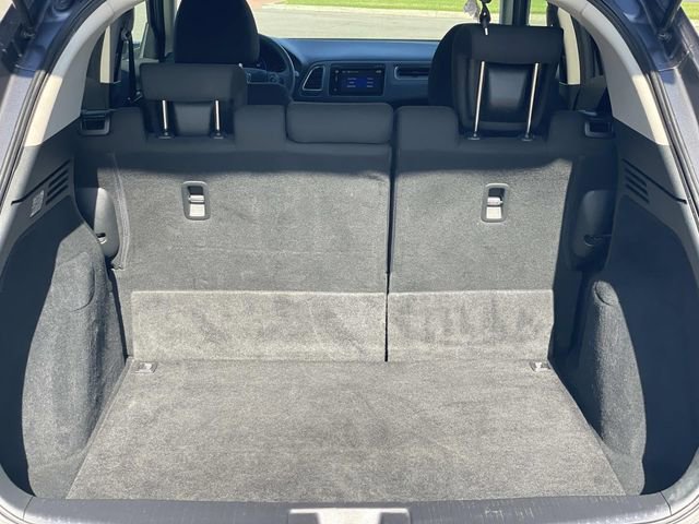 Used 2017 Honda HR-V EX image 32