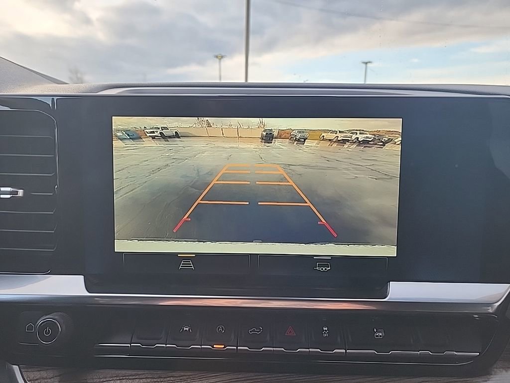 Used 2022 Chevrolet Silverado 1500 LT image 17