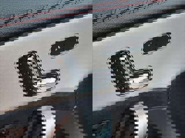 New 2025 Mercedes-Benz CLA 35 AMG 4MATIC image 22