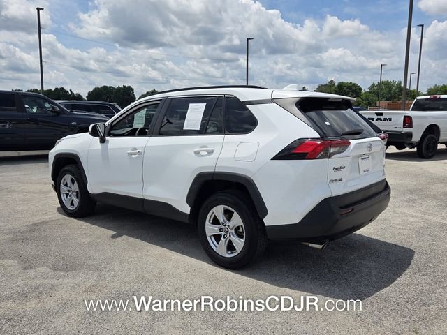 Used 2019 Toyota RAV4 XLE FWD image 10