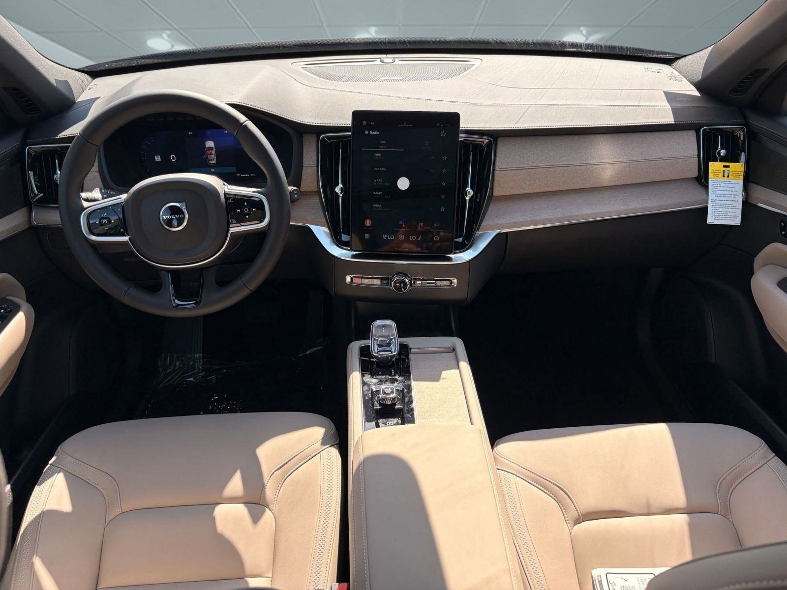 New 2026 Volvo XC90 B6 Plus w/ Protection Package image 16