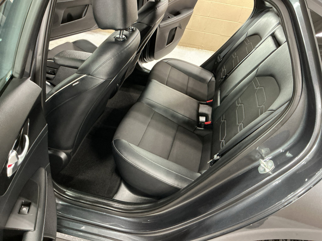 Used 2023 Kia Forte GT-Line w/ GT-Line Technology Package FWD image 12