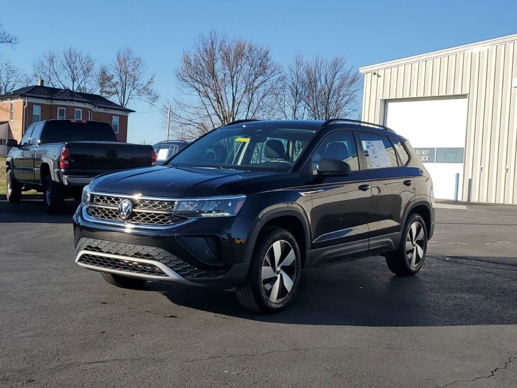 Used 2024 Volkswagen Taos S image 3