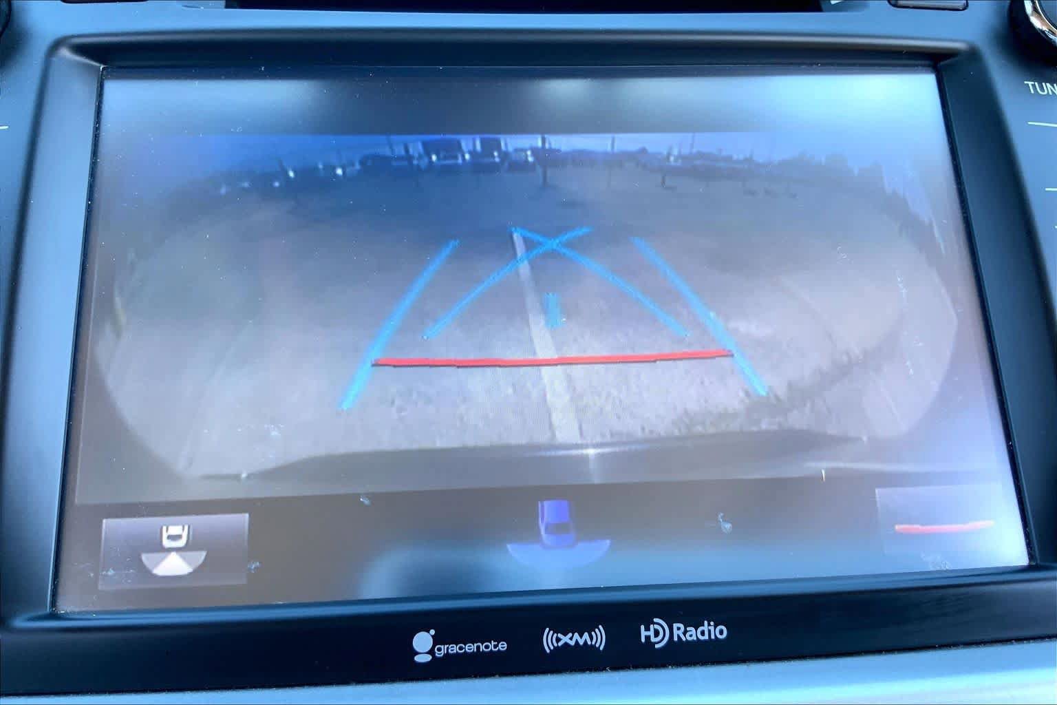 Used 2019 Toyota Highlander Limited Platinum FWD image 26