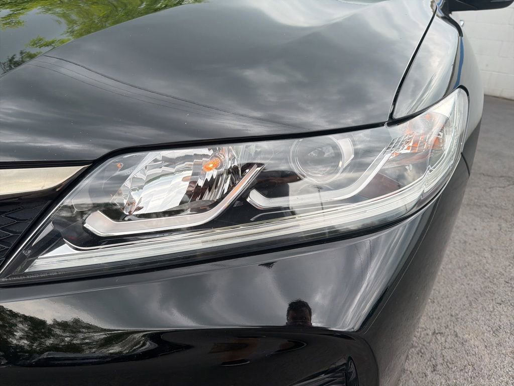 Used 2016 Honda Accord LX-S image 9