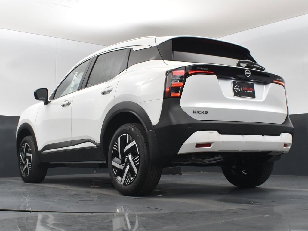 New 2026 Nissan Kicks SV image 39