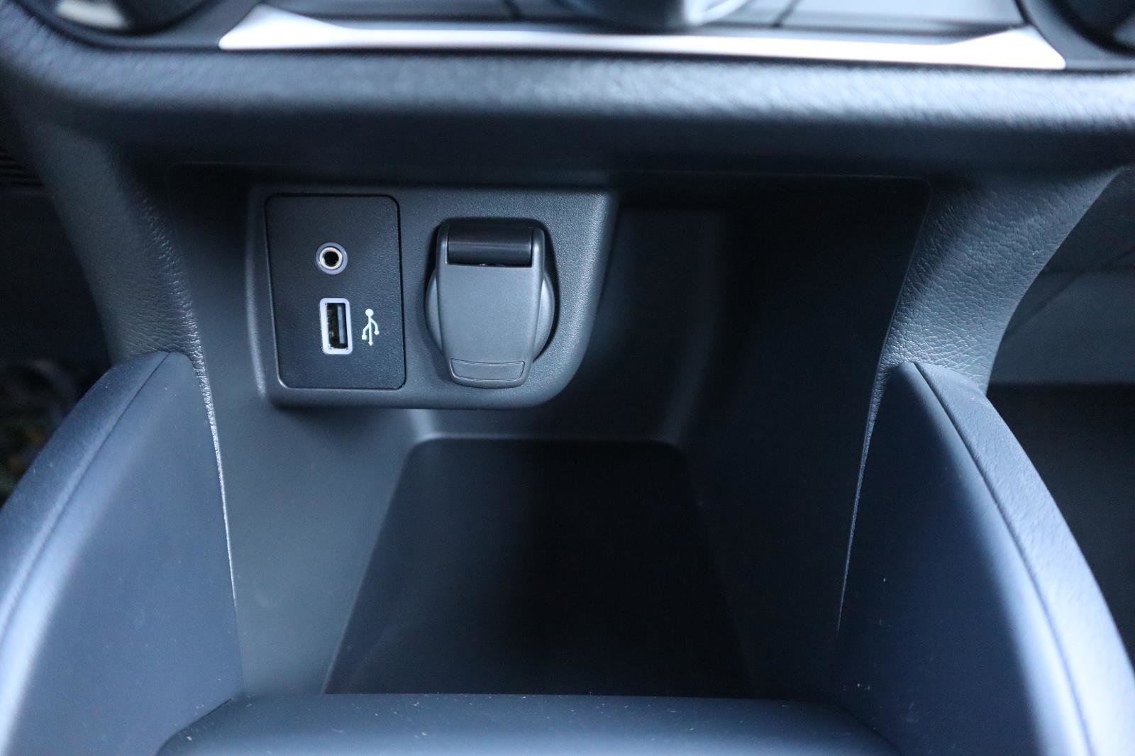 Used 2025 Nissan Versa S w/ Trunk Package image 25
