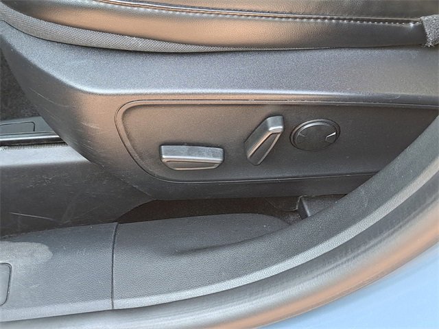 Used 2024 Ford Escape ST-Line image 22