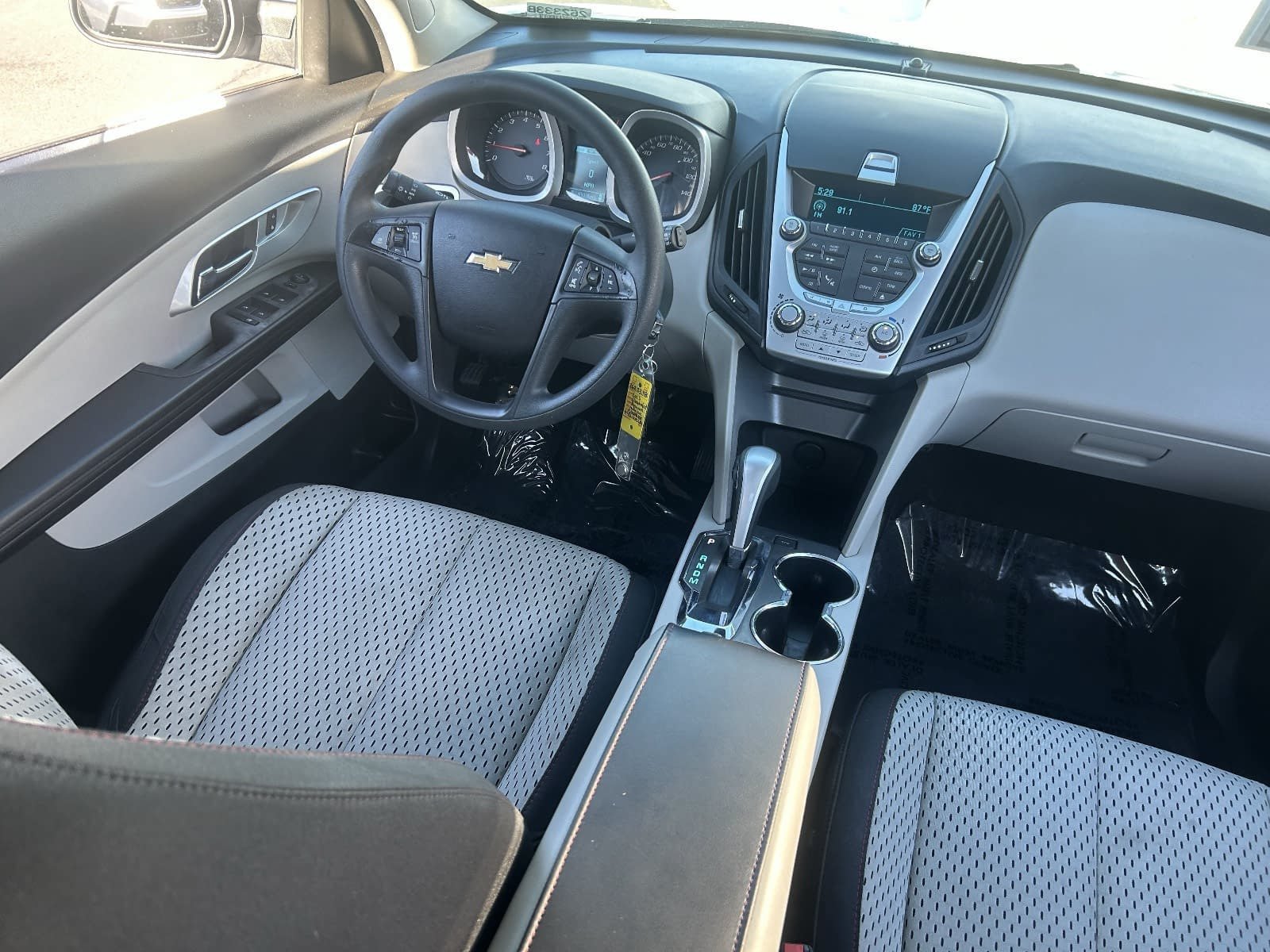 Used 2013 Chevrolet Equinox LS FWD image 17