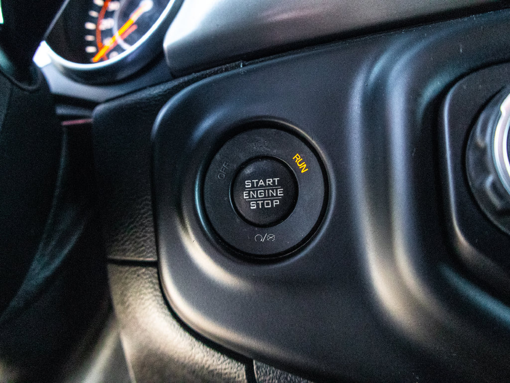 Used 2018 Jeep Wrangler Unlimited Sport S AWD/4WD image 43