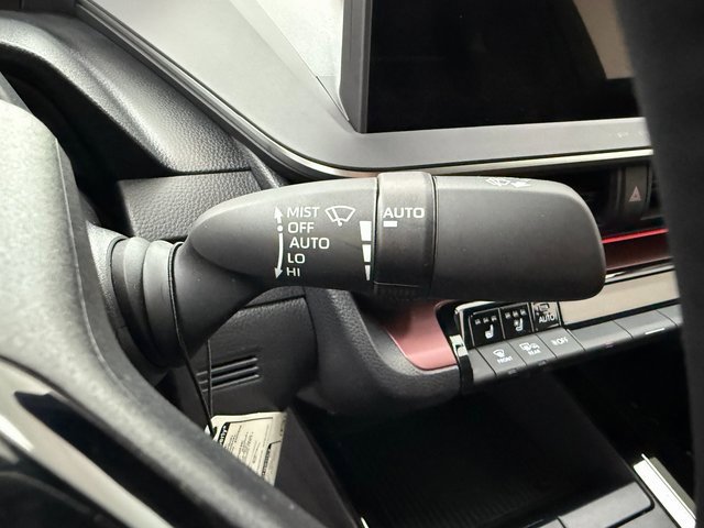 Used 2025 Toyota Prius Plug-In Hybrid w/ Limited Premium Package image 13