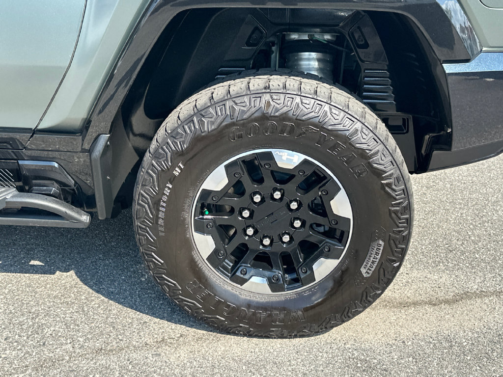 Used 2024 GMC Hummer EV 3X w/ Extreme Off-Road Package AWD/4WD image 19