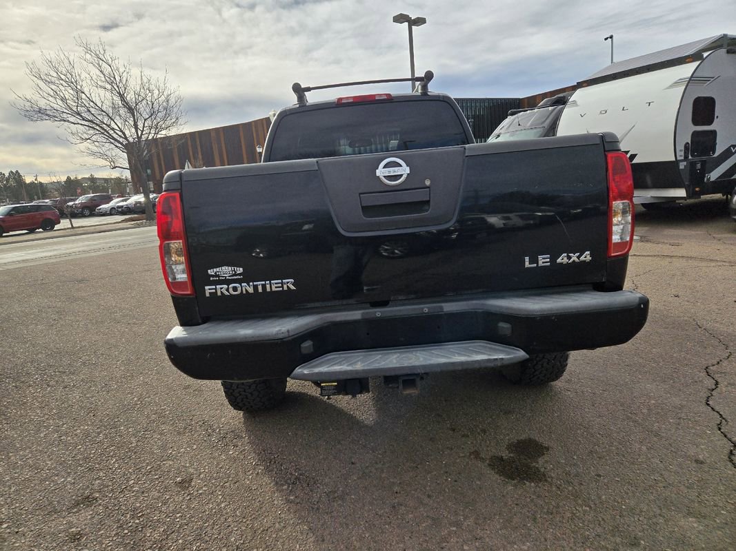 Used 2008 Nissan Frontier LE w/ Leather Pkg image 8