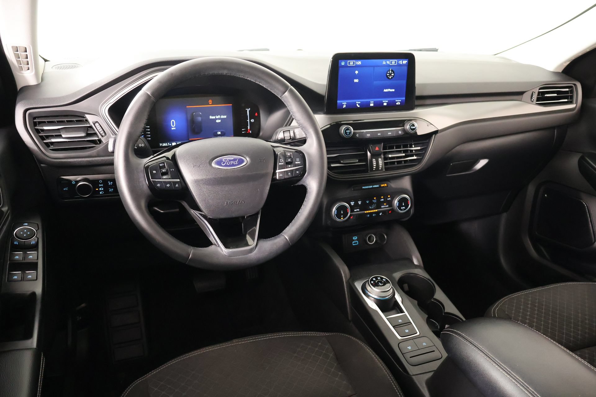 Used 2023 Ford Escape Active AWD/4WD image 2