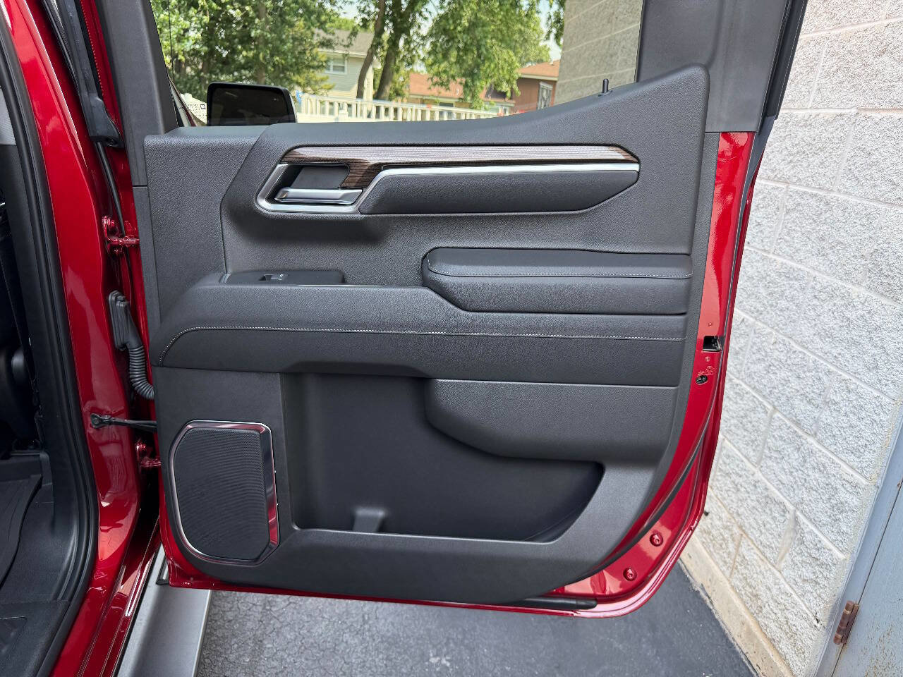 Used 2022 Chevrolet Silverado 1500 LT Trail Boss w/ LT Trail Boss Premium Package image 23
