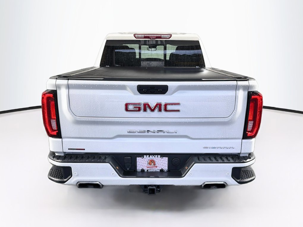 Used 2024 GMC Sierra 1500 Denali w/ Technology Package AWD/4WD image 8