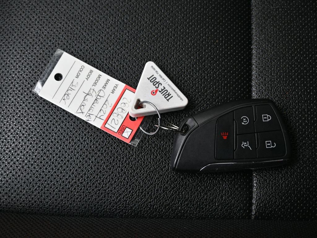 Used 2024 Chevrolet Equinox EV RS FWD image 30