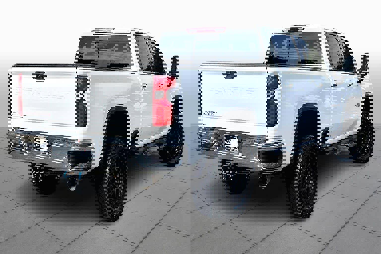 Used 2021 Chevrolet Silverado 2500 LTZ w/ LTZ Plus Package image 12