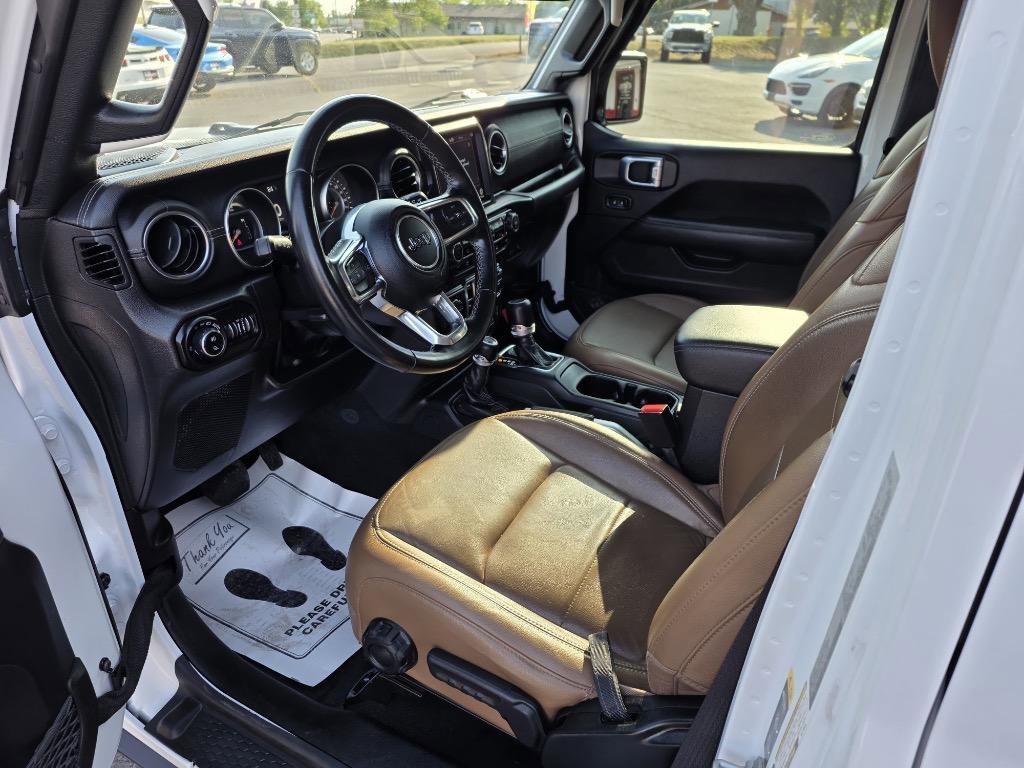 Used 2022 Jeep Gladiator Overland w/ Popular Equipment Package AWD/4WD image 12