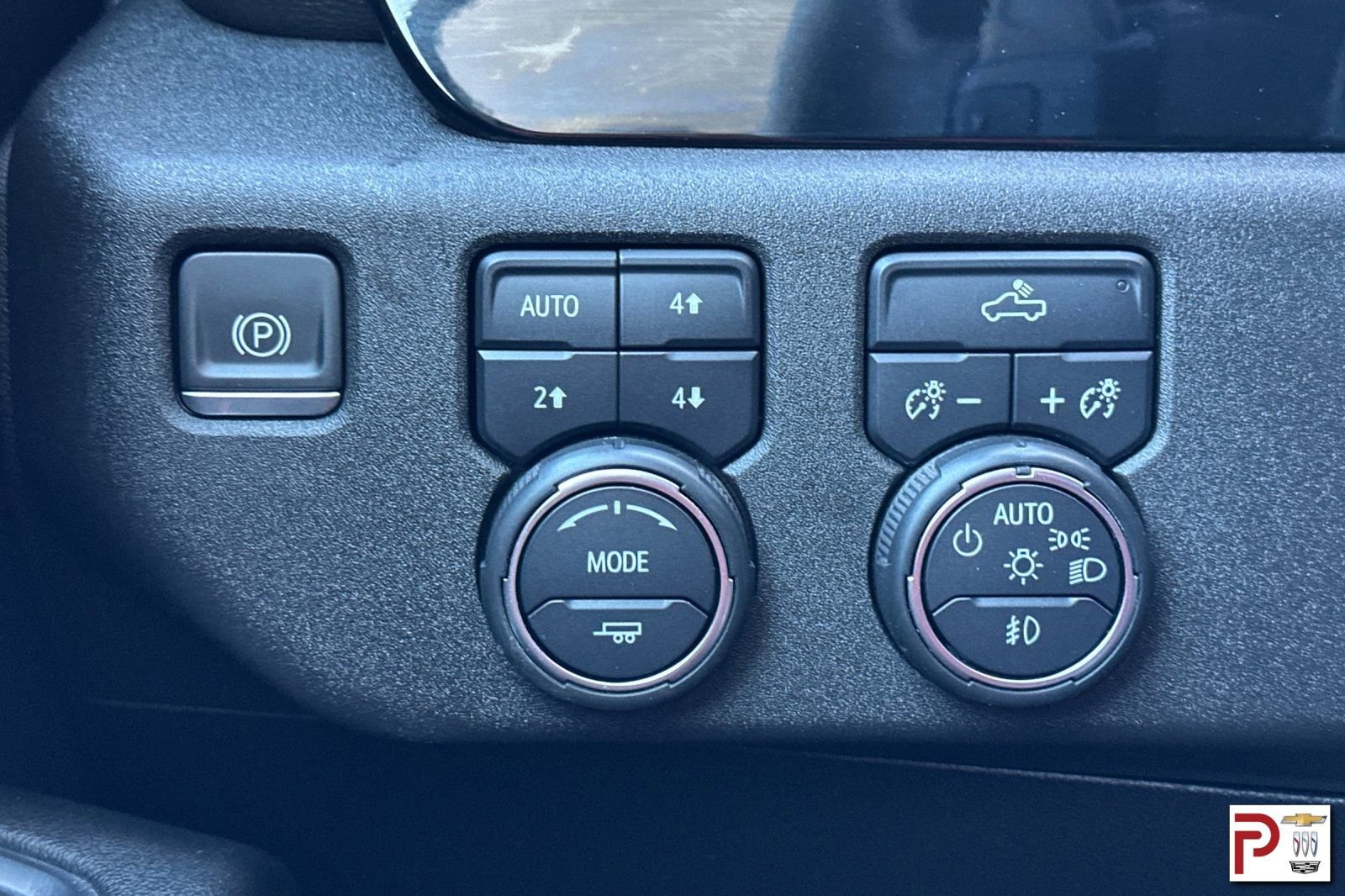 Certified 2024 Chevrolet Silverado 1500 RST w/ Z71 Off-Road Package image 30