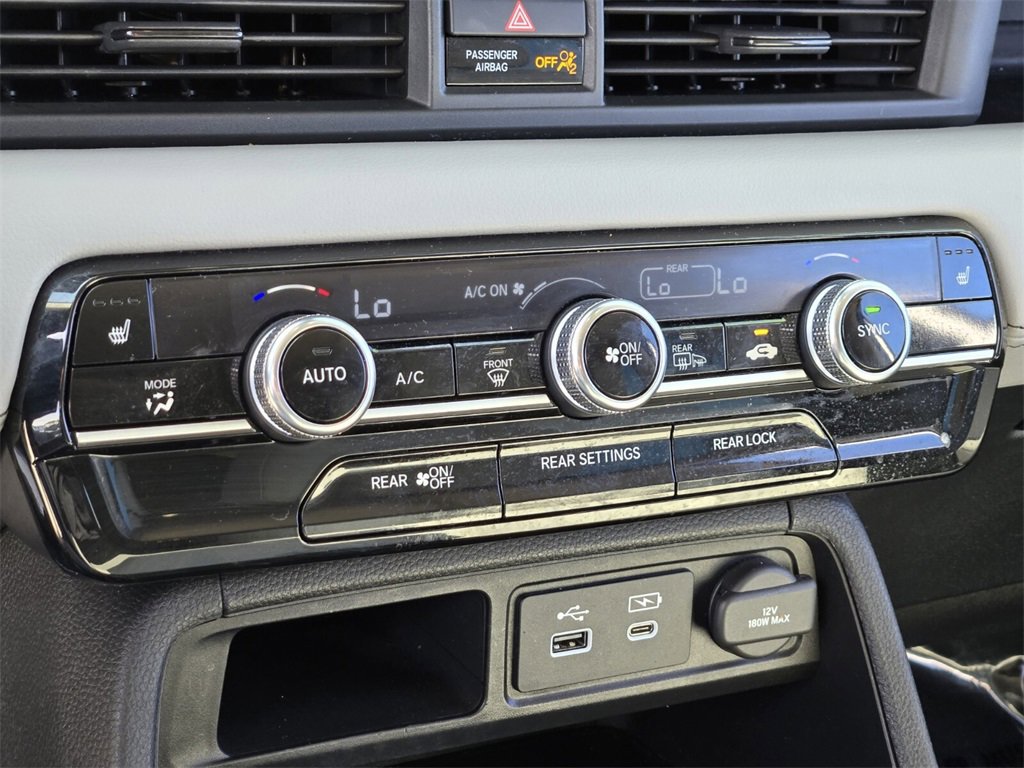 Used 2023 Honda Pilot Touring image 20