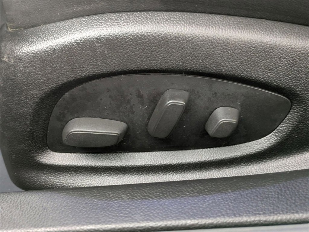 Used 2014 Cadillac CTS Luxury image 12