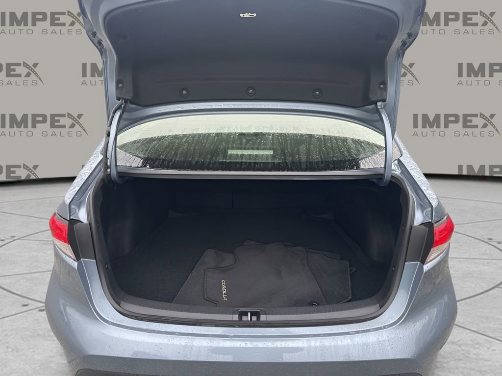 Used 2026 Toyota Corolla LE FWD image 26