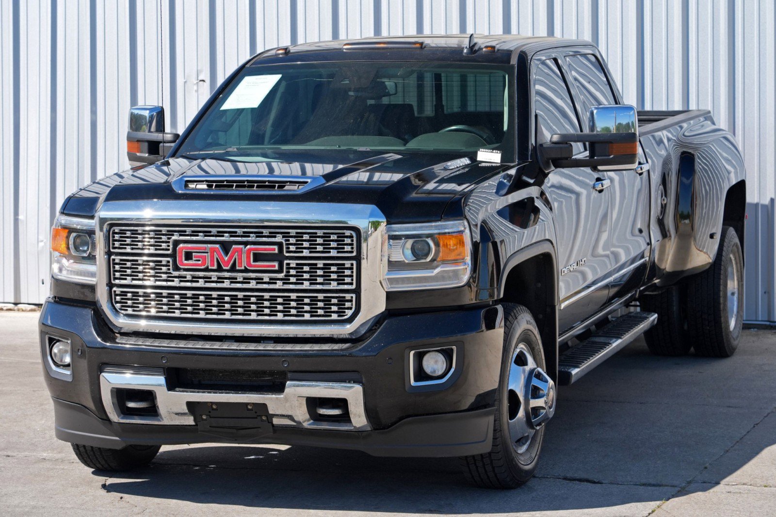 Used 2018 GMC Sierra 3500 Denali AWD/4WD image 45