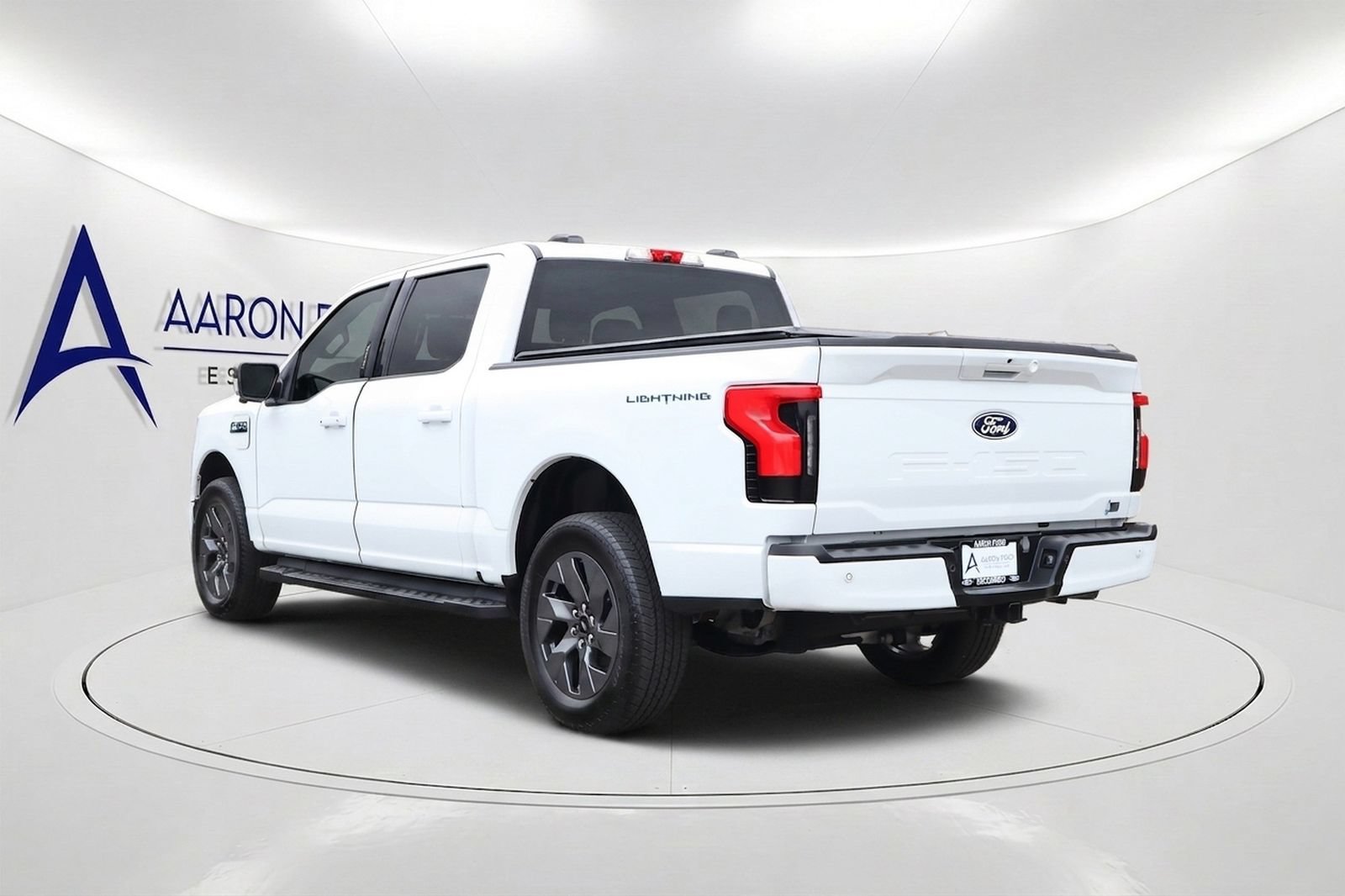 Used 2024 Ford F150 Lightning Flash AWD/4WD image 7