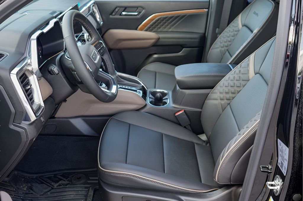 New 2026 GMC Canyon Denali image 10