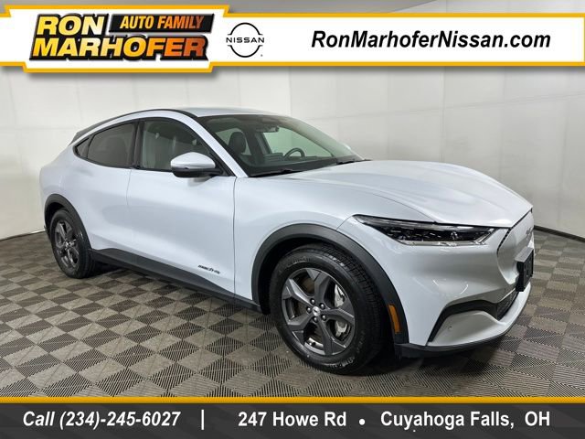 Used 2022 Ford Mustang Mach-E Select image 1
