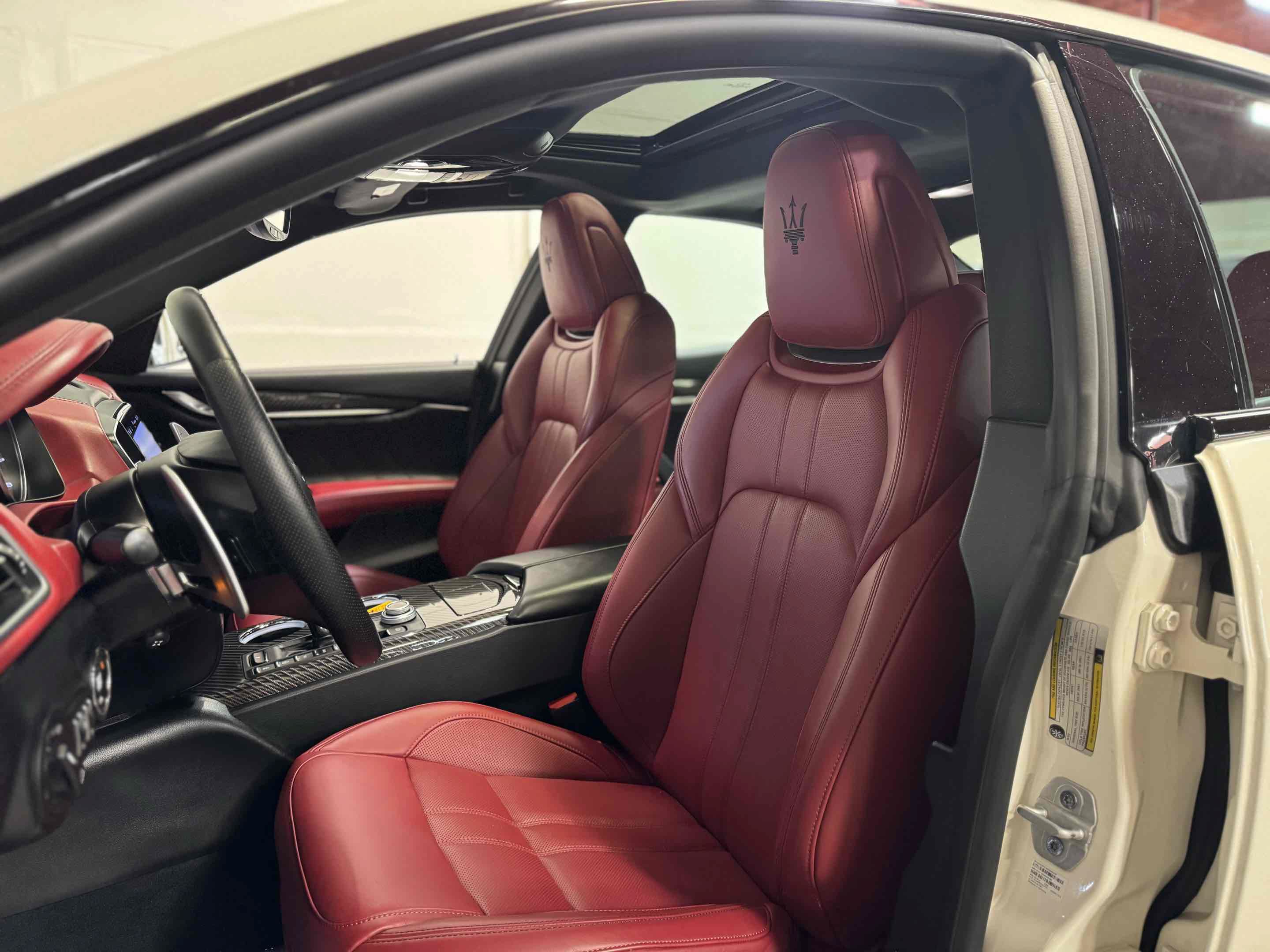 Used 2021 Maserati Ghibli S GranSport RWD image 71