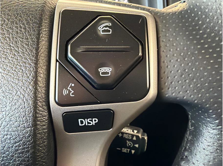 Used 2017 Toyota 4Runner SR5 image 19