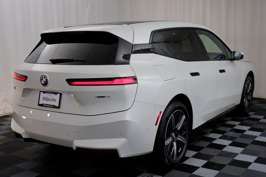 New 2026 BMW iX xDrive45 w/ Climate Comfort Package AWD/4WD image 19