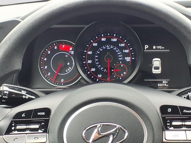 Used 2022 Hyundai Elantra SEL w/ Cargo Package FWD image 9