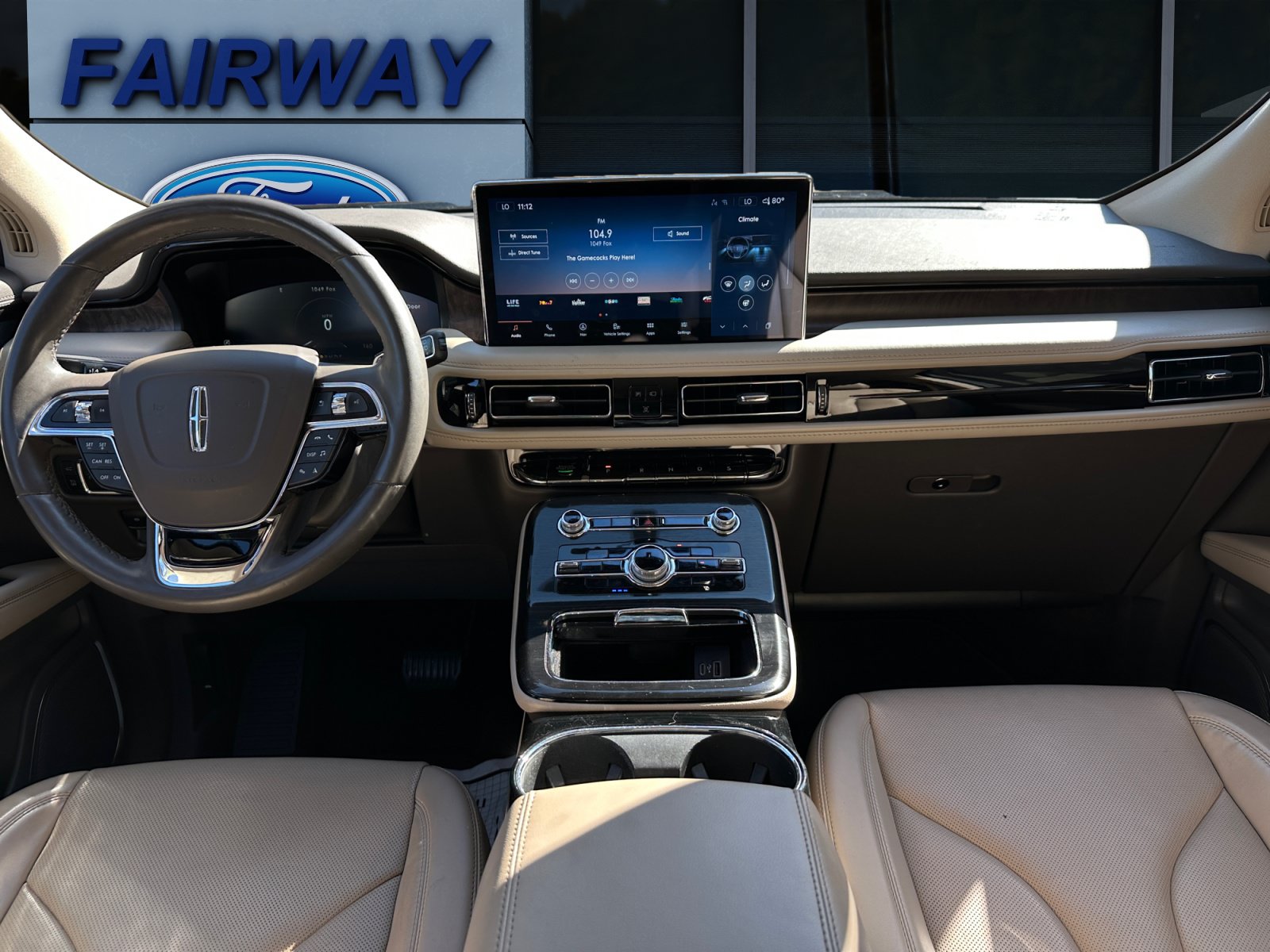 Used 2023 Lincoln Nautilus Reserve AWD/4WD image 15
