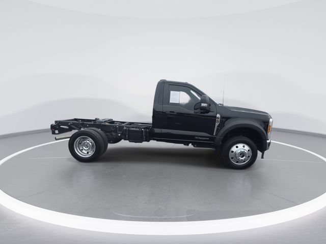 Used 2025 Ford F550 4x4 Regular Cab Super Duty w/ XLT Value Package image 5