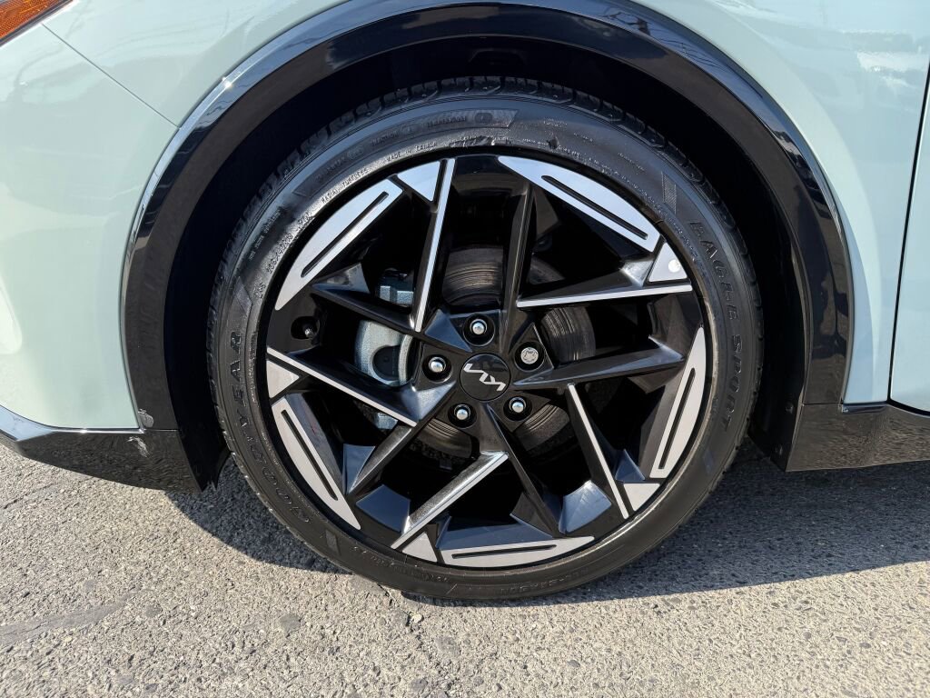 Used 2025 Kia K4 GT-Line w/ GT-Line Sunroof Package image 36