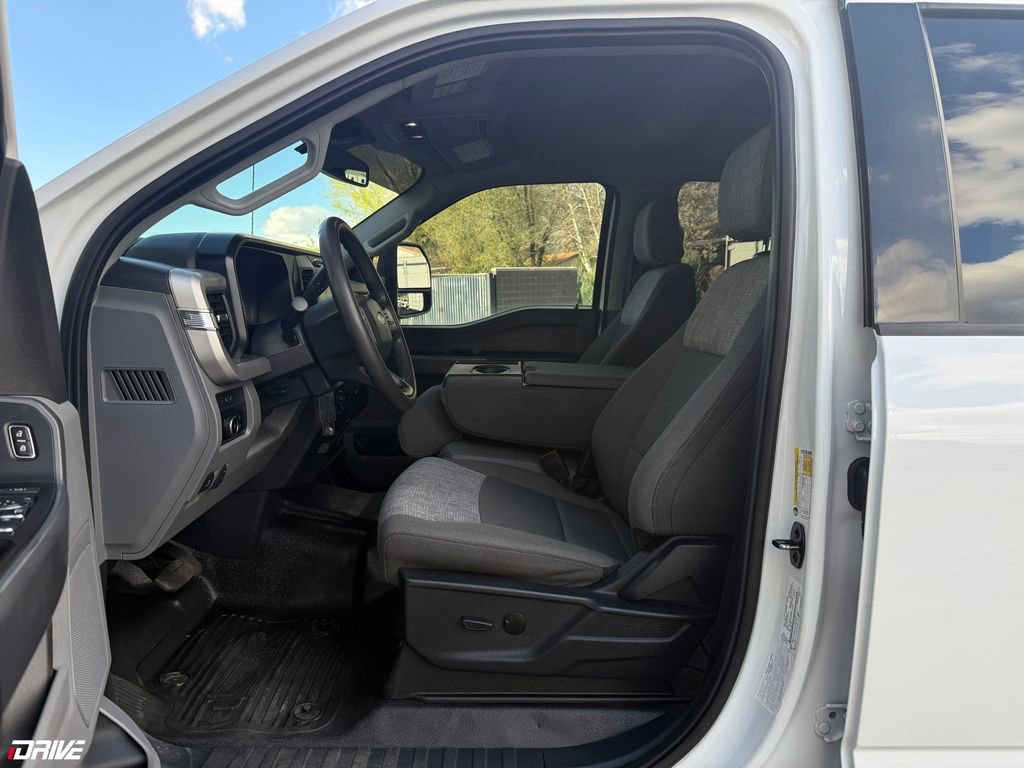 Used 2023 Ford F350 XLT image 34