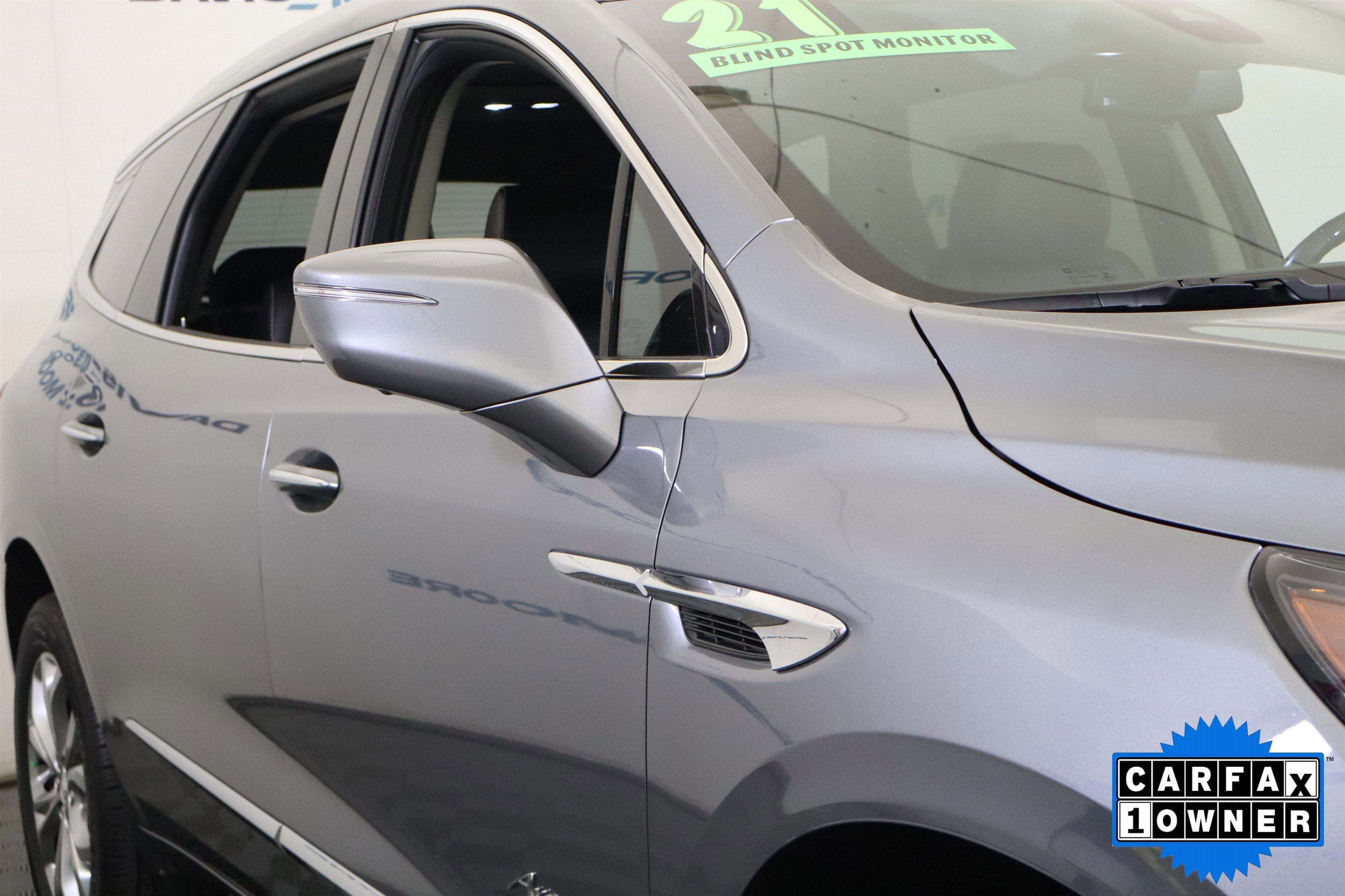 Used 2021 Buick Enclave Avenir w/ Avenir Technology Package image 3